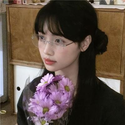 湖畔春晓